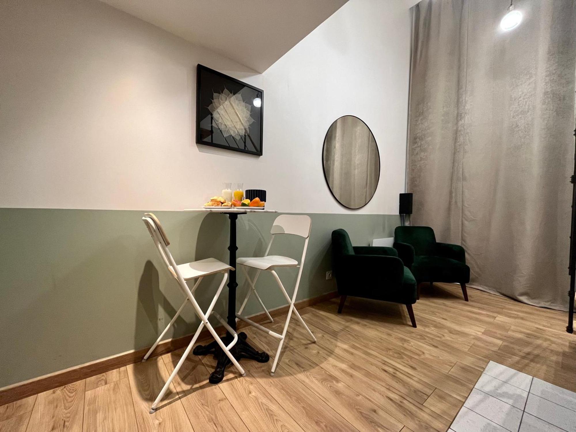 Titouan Apartment